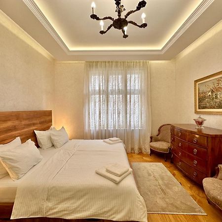 Djuras Residence In The Center Of Belgrado Exterior foto